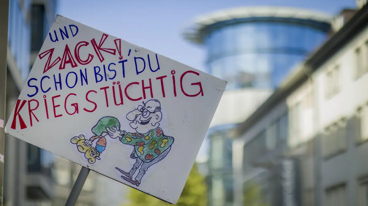 Nein zur Wehrpflicht- Demo im Rahmen der Friedenswochen