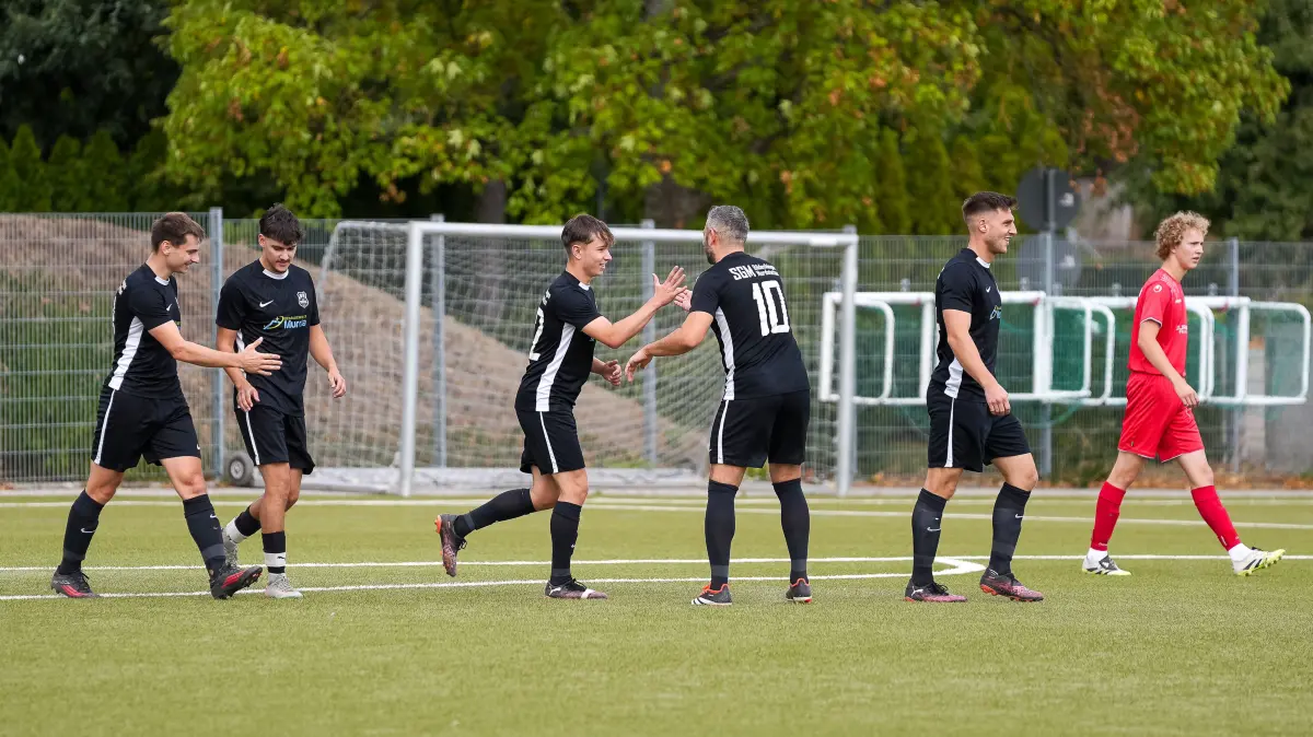 SG Empfingen II vs. SGM Bildechingen/Nordstetten, Fussball, Kreisliga A2, 4.Spieltag, 2026/2027, 13.09.2026: Tor zum 1:0 durch Yasin Fischer (SGM Bildechingen/Nordstetten,#22) ,
SG Empfingen II vs. SGM Bildechingen/Nordstetten, Fussball, Kreisliga A2, 4.Spieltag, 2026/2027, 13.09.2026,
Foto: Eibner-Pressefoto/Daniele La Rocca