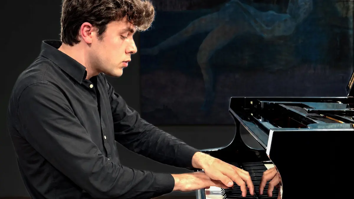 Matteo Weber begeistert beim Ponte Kammermusikfestival im Ulmer Kunstverein