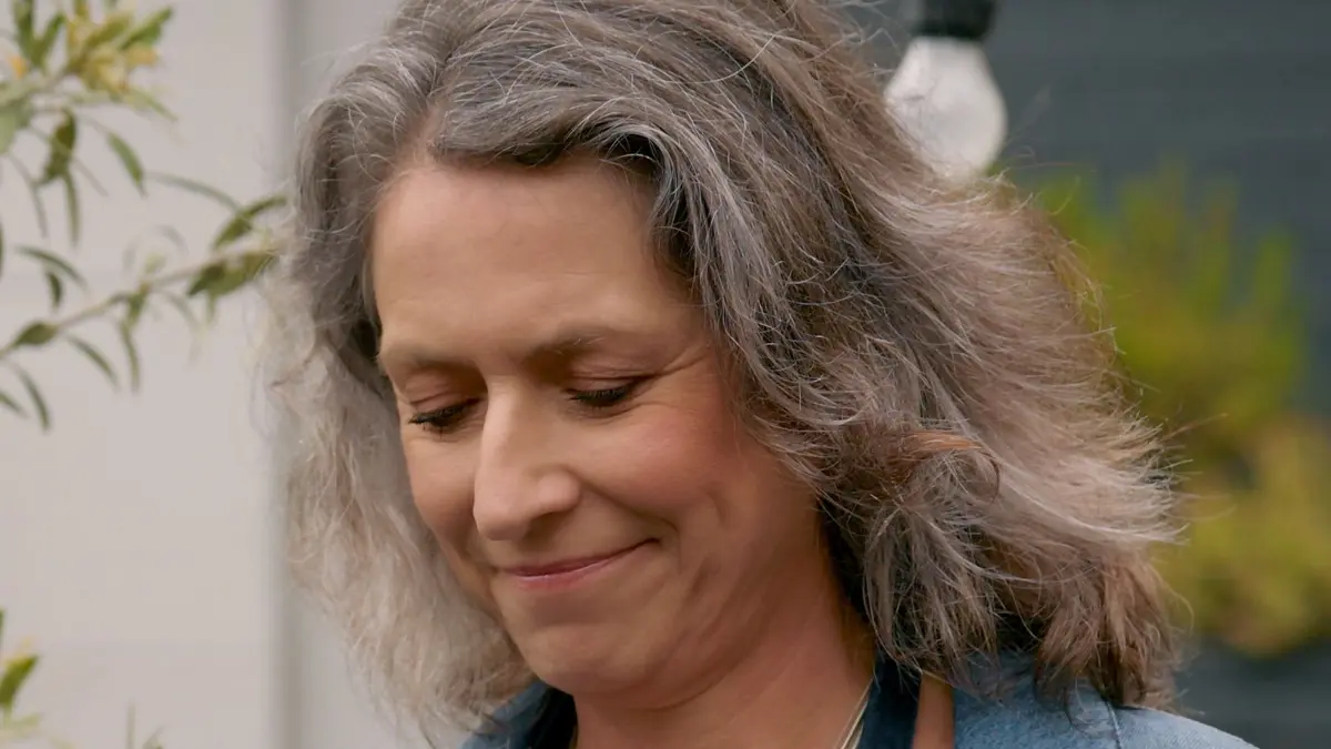 Daniela Ziegler (Berrit Arnold) möchte mehr für ihre Familie da sein.