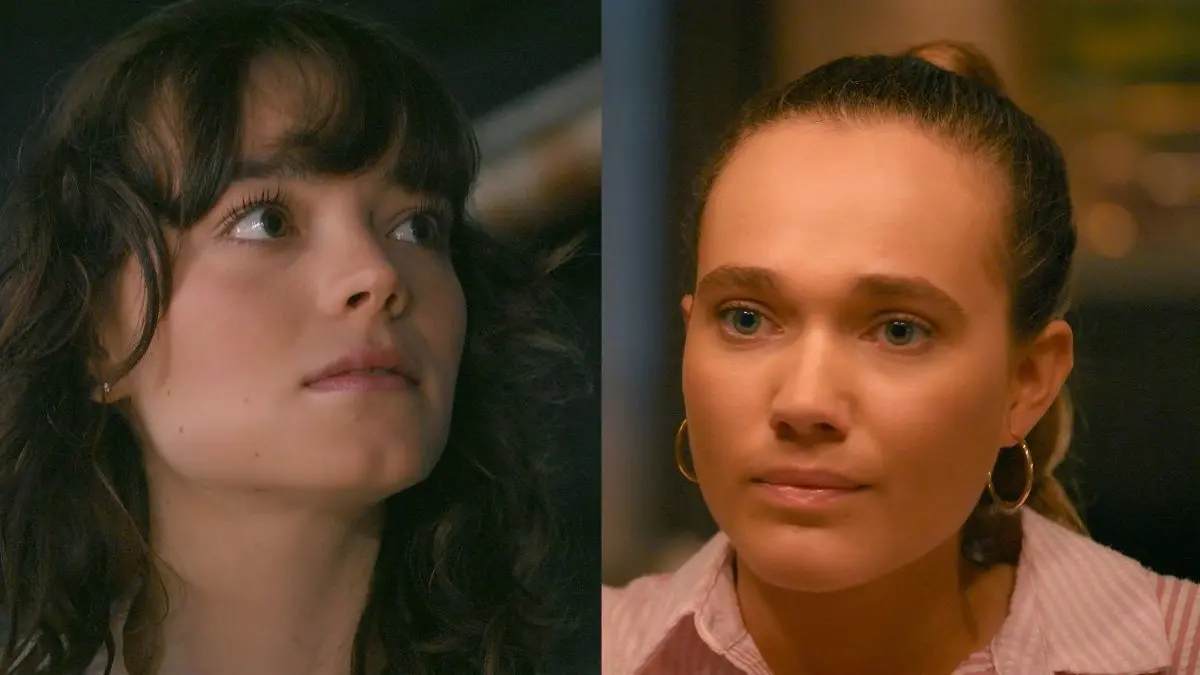 Joana (Josephine Martz, r.) ahnt nicht, dass sie sich Sophia (Katharina Kron) zur Feindin macht.