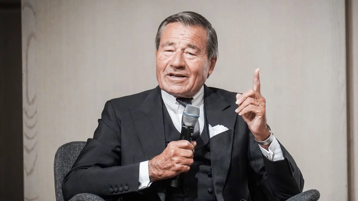 Ex-TrigemaChef Wolfgang Grupp im Gespräch (auf Einladung von Thalia, Osiander und der FAZ): Ex-TrigemaChef Wolfgang Grupp im Gespräch (auf Einladung von Thalia, Osiander und der FAZ)