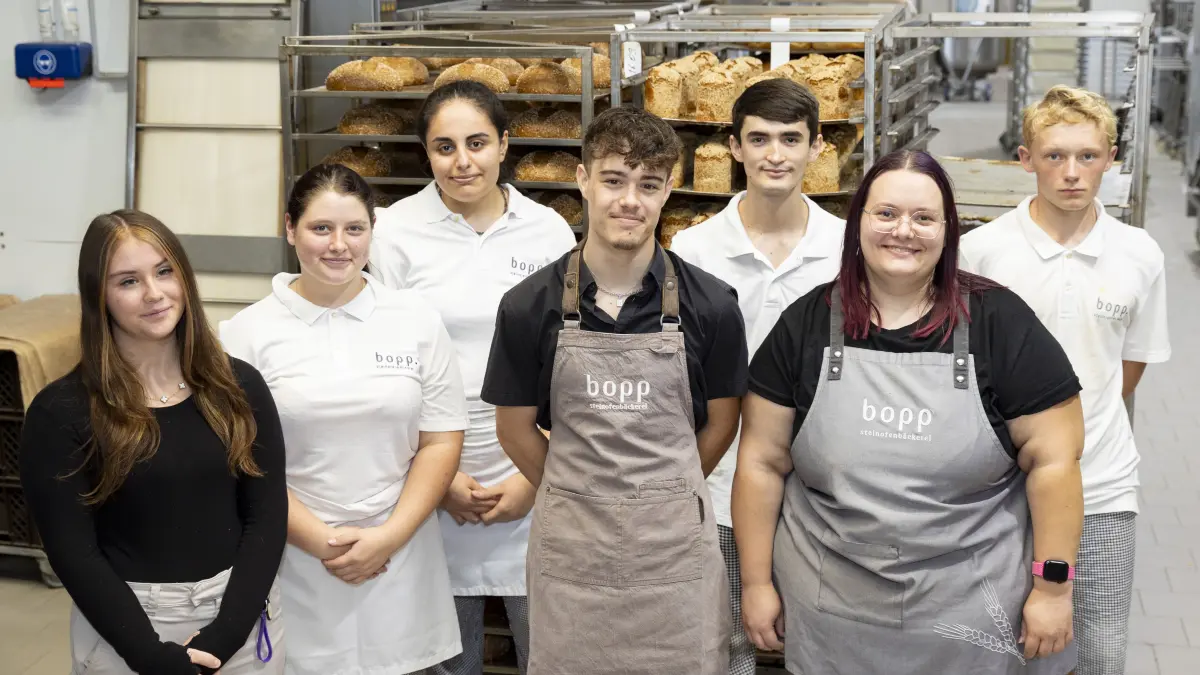 Die neuen Azubi der Bäckerei Bopp in Türkheim