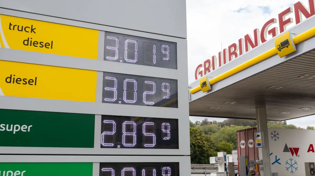 Gruibingen Tankstelle Raststätte Autobahn Autobahnraststätte