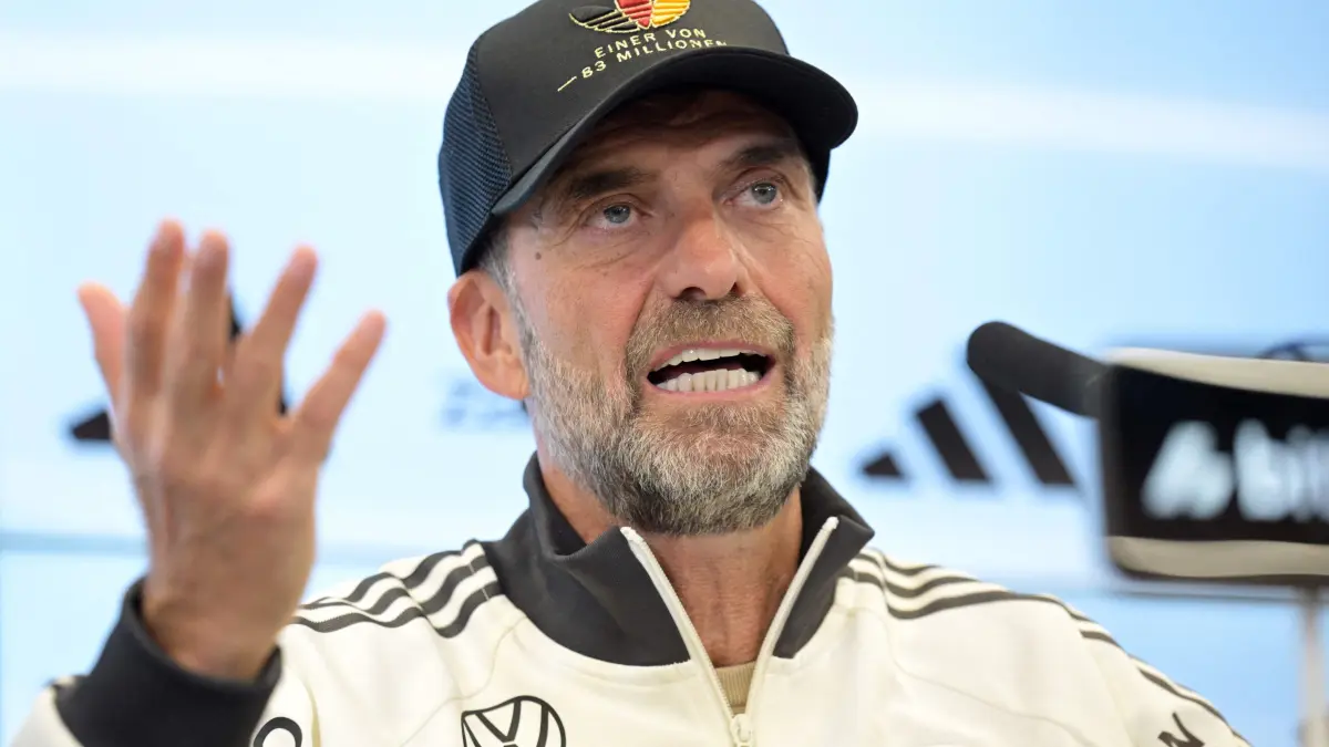 FBL-GER-EUR-NATIONS-KLOPP-PRESSER-SQUAD: Germany's National coach Juergen Klopp gestures as he addresses a press conference to announce his squad, on September 17, 2026 at the headquarters of DFB (German Football Federation) in Frankfurt, western Germany, ahead of the Nations league football matches. (Photo by Hannes P. Albert / AFP)