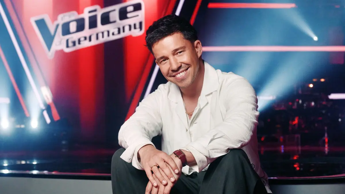 Nico Santos ist Coach bei "The Voice of Germany" 2026.