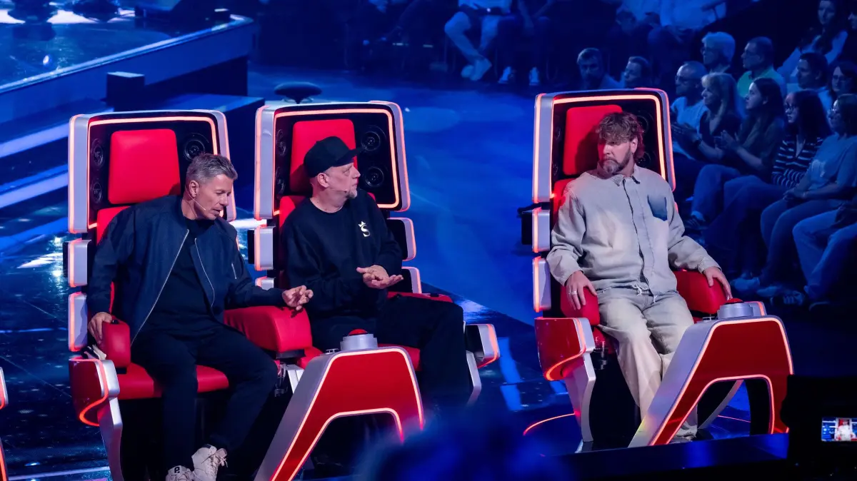 Titel: The Voice of Germany;Staffel: 16;Folge: 4;Person: Michi Beck; Smudo; Rea Garvey;Copyright: Joyn/Claudius Pflug;Fotograf: Claudius Pflug;Bildredakteur: Nadine Vaders;Dateiname: 3394871.JPG;Bei Fragen: foto@seven.oneVoraussetzung für die Verwendung dieser Programmdaten ist die Zustimmung zu den Allgemeinen Geschäftsbedingungen der Presselounges der Sender der Seven.One Entertainment Group GmbH.