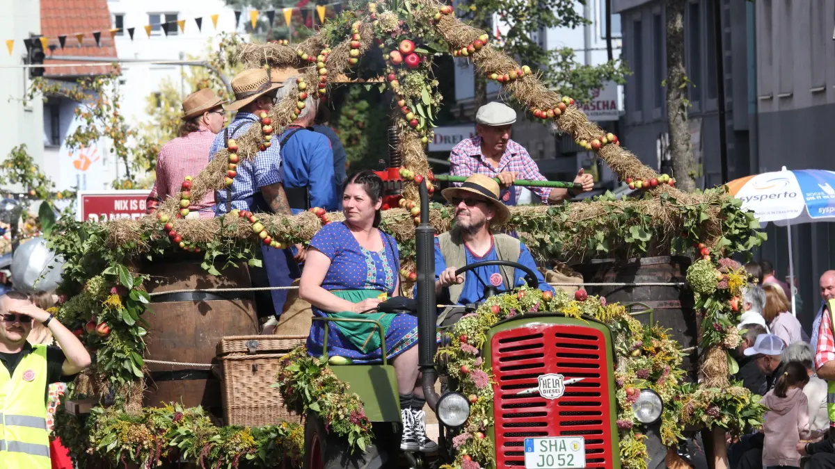 Volksfest in Crailsheim: Der Festumzug der Landwirtschaft