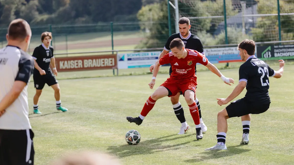 Fußball, Bezirksliga: Das waren die Spiele am Wochenende, Fotoauftrag: SV Westerheim gegen SGM Langenau, Thorsten Rieck