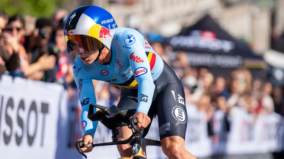 Radsport Weltmeisterschaft in Montreal: 20.09.2026, Kanada, Montreal: Radsport: Weltmeisterschaft, Montreal (39,20 km), Rennen. Der Belgier Remco Evenepoel in Aktion. Foto: Christinne Muschi/The Canadian Press/AP/dpa +++ dpa-Bildfunk +++