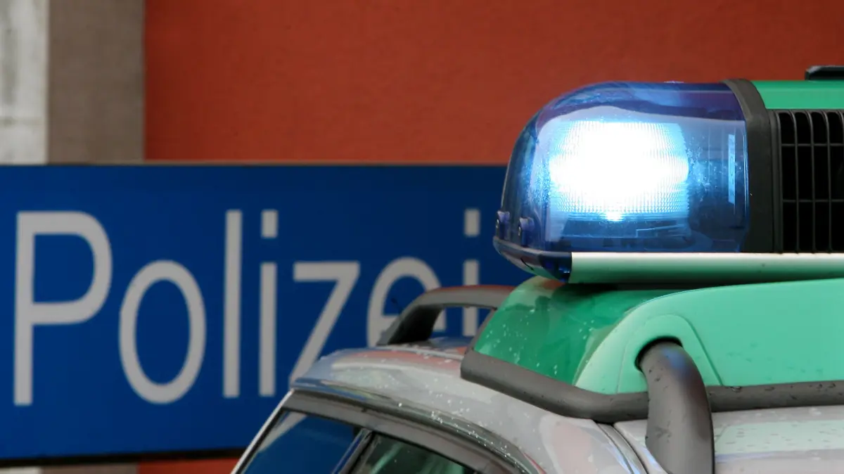 Metzingen, Polizei, Schule, Amokläufer: Metzingen Polizei Schulen Präsenz Pausenlos im Einsatz: Die Polizei hatte alle Kräfte eingesetzt, um die Schulen mit zu überwachen.