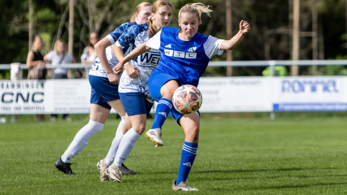 SG Altheim (blau) - TSV Münchingen 6:1 Frauen Fußball Verbandsliga