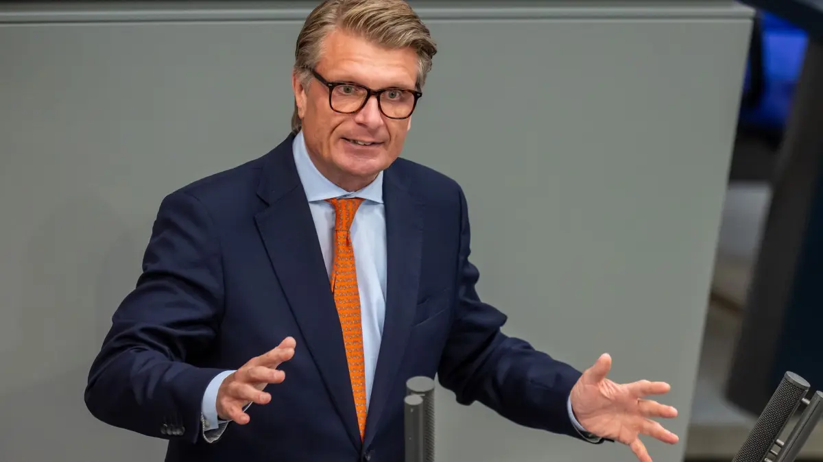 CDU-Abgeordneter Thomas Bareiß: Thomas Bareiß (CDU) spricht im Bundestag bei den Haushaltsberatungen zur Einbringung des Entwurfs für den Bundeshaushalt 2025. (zu dpa: «Unfall und Ermittlungen - CDU-Politiker wieder im Bundestag»)