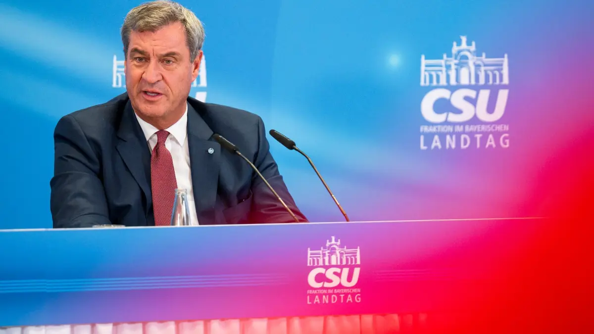 Herbstklausur CSU-Landtagsfraktion: Markus Söder, Bayerischer Ministerpräsident, informiert während der Pressekonferenz im Rahmen der Herbstklausur über die wichtigsten Themen der Fraktion. (zu dpa: «Söder nach Linken-Wahlsieg: Hauptstadtvertrag aufschnüren»)