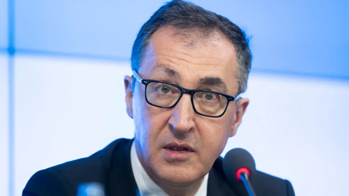Landespressekonferenz Baden-Württemberg: 22.09.2026, Baden-Württemberg, Stuttgart: Cem Özdemir (Bündnis 90/Die Grünen), Ministerpräsident von Baden-Württemberg, nimmt an einer Landespressekonferenz im Bürger- und Medienzentrum des Landtags von Baden-Württemberg teil. Foto: Marijan Murat/dpa +++ dpa-Bildfunk +++
