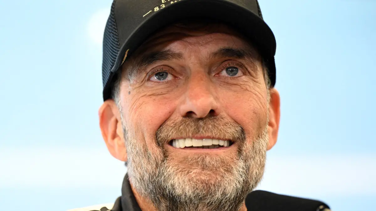 Jürgen Klopp: Fußball, Nationalmannschaft, Pressekonferenz zur Nominierung für die ersten Nations-League-Spiele, Bundestrainer Jürgen Klopp sitzt auf dem Podium. (zu dpa: «Nachhilfe für Klopp: Nations League als Reiz und Fallschirm»)