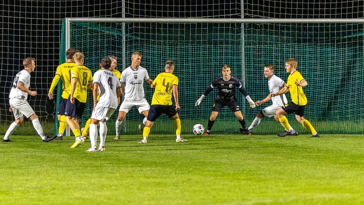 Fußball Bezirkspokal 3. Runde Tura Untermünkheim - TSV Michelfeld, 2:3, Sportplatz Haagen