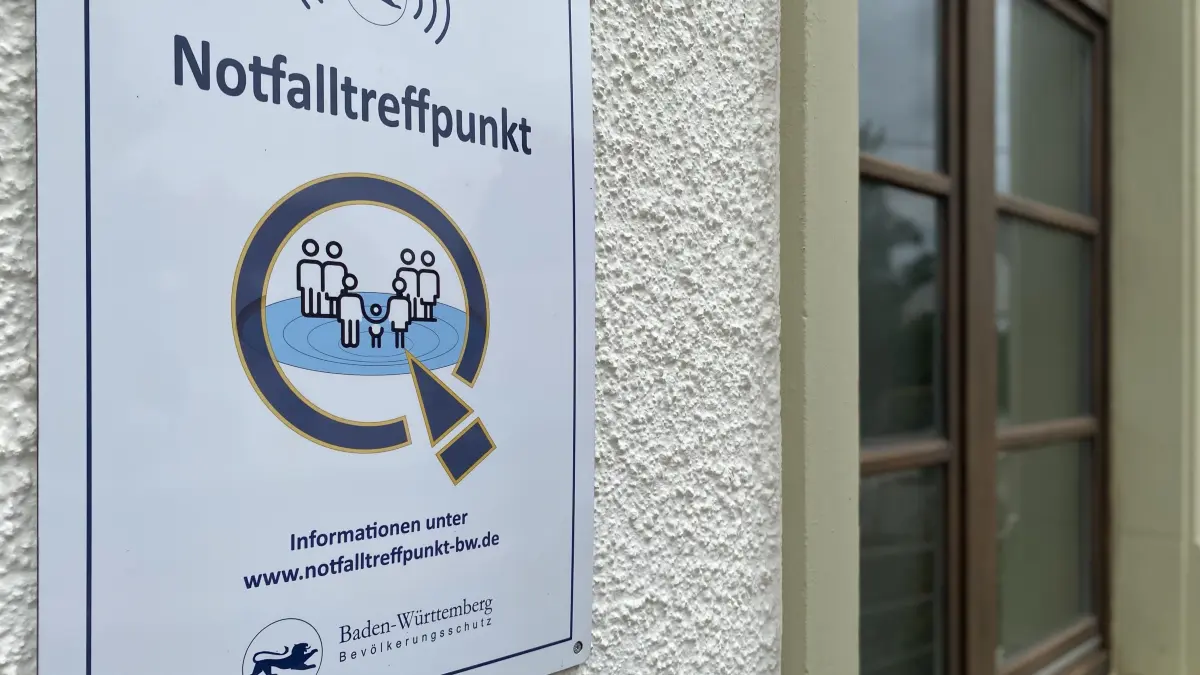 Notfalltreffpunkt in Altheim Bürgerhaus Schild Notfalltreffpunkt