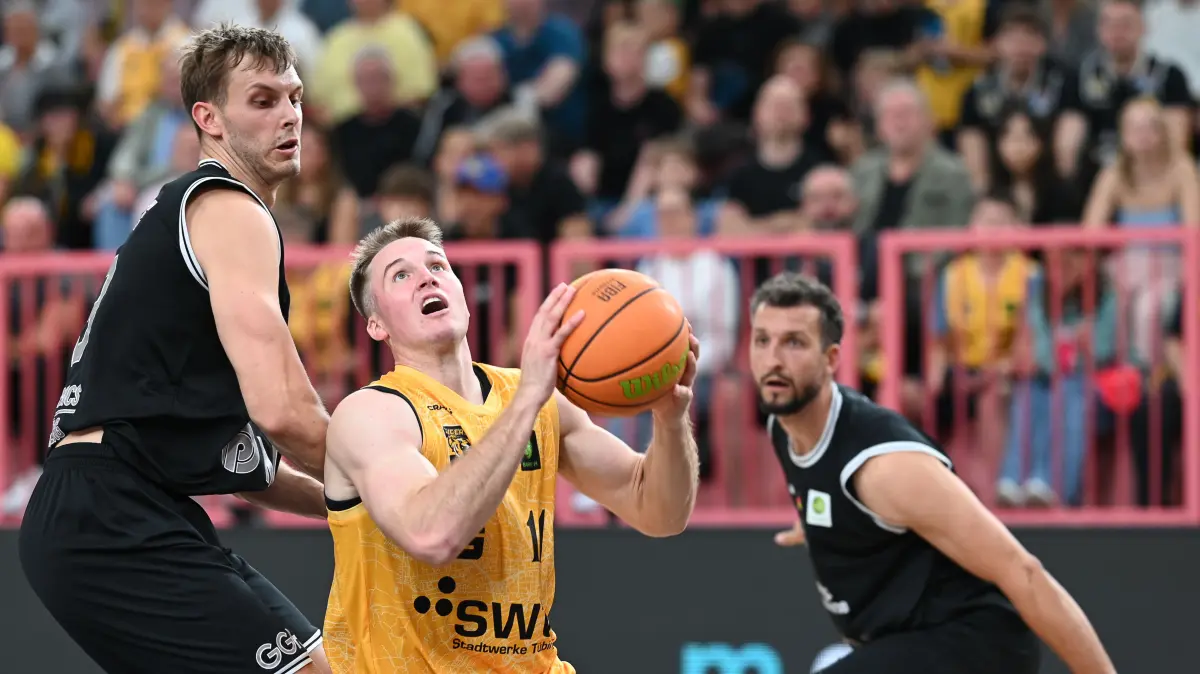 GER, Tigers Tuebingen vs. MLP Academics Heidelberg, Basketball, ProA, 1. Spieltag, Spielzeit 2026/2027, 26.09.2026: Isaac Haney (Tigers Tuebingen, #11)
GER, Tigers Tuebingen vs. MLP Academics Heidelberg, Basketball, ProA, 1. Spieltag, Spielzeit 2026/2027, 26.09.2026
Foto: Eibner-Pressefoto/Nicolas Woern