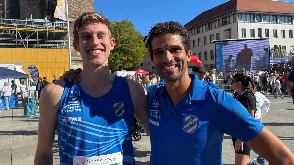 Aimen Haboubi (rechts) darf beim Einstein-Marathon 2026 gleich zweimal aufs Siegertreppchen. Sein Teamkollege Robert Fülle entscheidet die fünf Kilometer für sich.