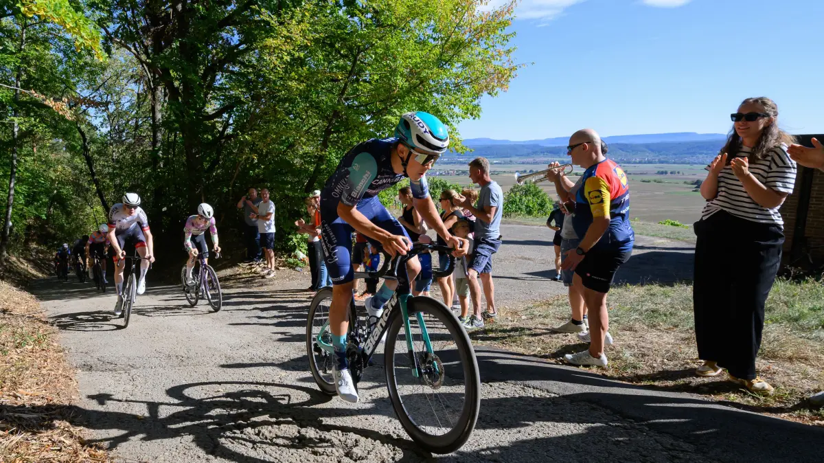 40. Wendelsheimer Radsporttag, Märchenseekriterium : 40. Wendelsheimer Radsporttag, Bergsprint Märchenseekönig - Sieger Bergsprint Pavlo Otmorskyi
Foto: Axel Grundler