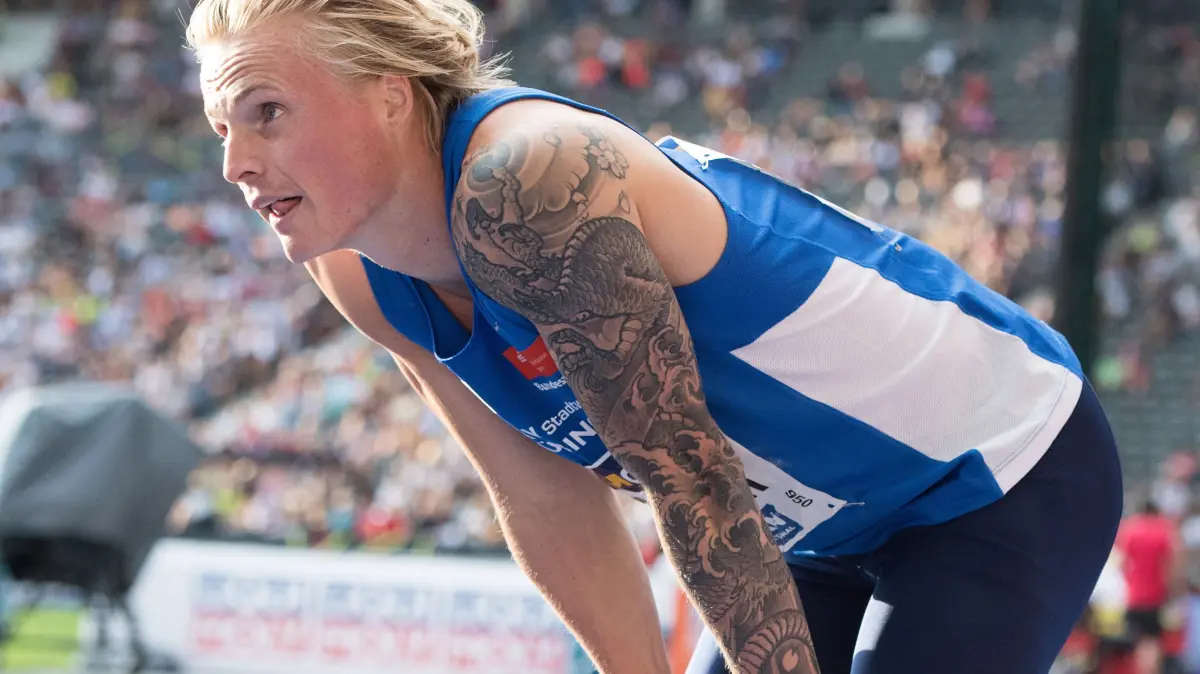 Leichtathletik Deutsche Meisterschaft 2019 in Berlin: Vorsicht: Dieses Foto ist möglicherweise nur für den einstigen Verlag Schwäbisches Tagblatt verwendbar. Leichtathletik Deutsche Meisterschaft 2019 in Berlin 03.08.3019
1.Wettkampftag: 110m Huerden Finale der Maenner
Sieger Gregor Traber (LAV Stadtwerke Tuebingen)
FOTO: ULMER Pressebildagentur
xxNOxMODELxRELEASExx
