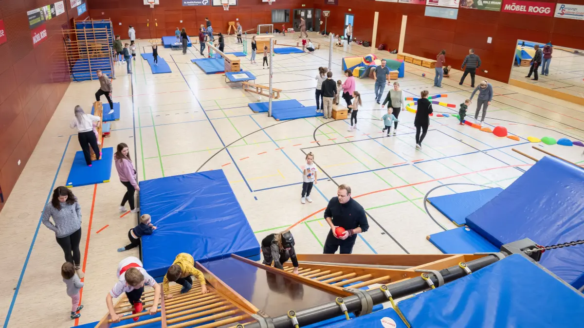 Je nach Alter des Kindes gibt es bei der TSG Reutlingen ein spezielles Kursprogramm. Über allem steht jedoch, dass Kinder frühzeitig den gesunden und belebenden Effekt von Bewegung verinnerlichen sollen.