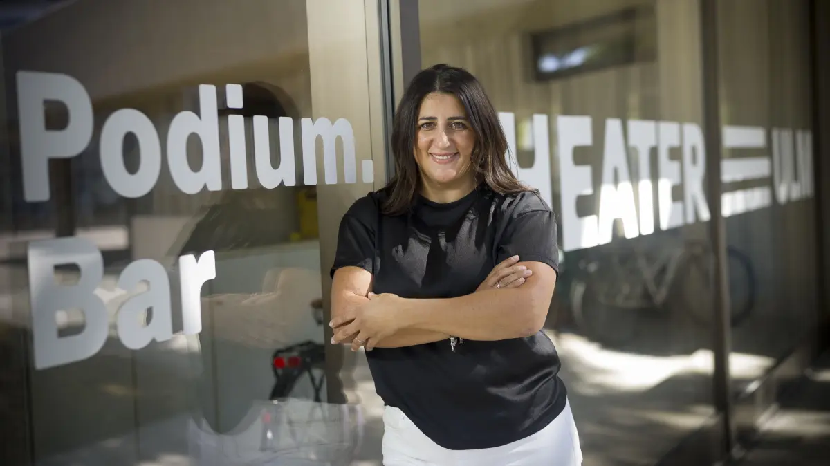 Theaterstück im Podium - Rola El-Halabi