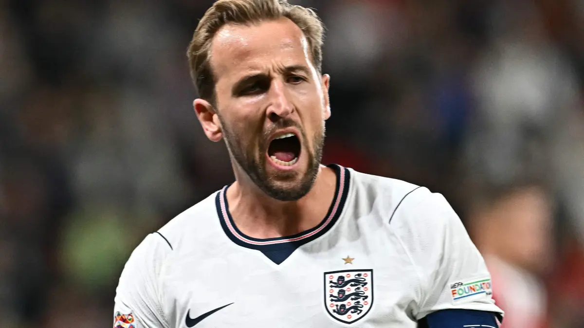 FBL-EUR-NATIONS-CZE-ENG: England's striker #09 Harry Kane celebrates scoring the 0-2 goal with his teammates during the UEFA Nations League Group A3 football match between the Czech Republic and England at Fortuna Arena in Prague on September 29, 2026. (Photo by Joe Klamar / AFP)