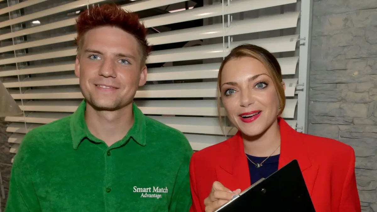 Neues Projekt bei GZSZ: Moritz (Lennart Borchert) und Emily (Anne Menden) sind hoch motiviert.
