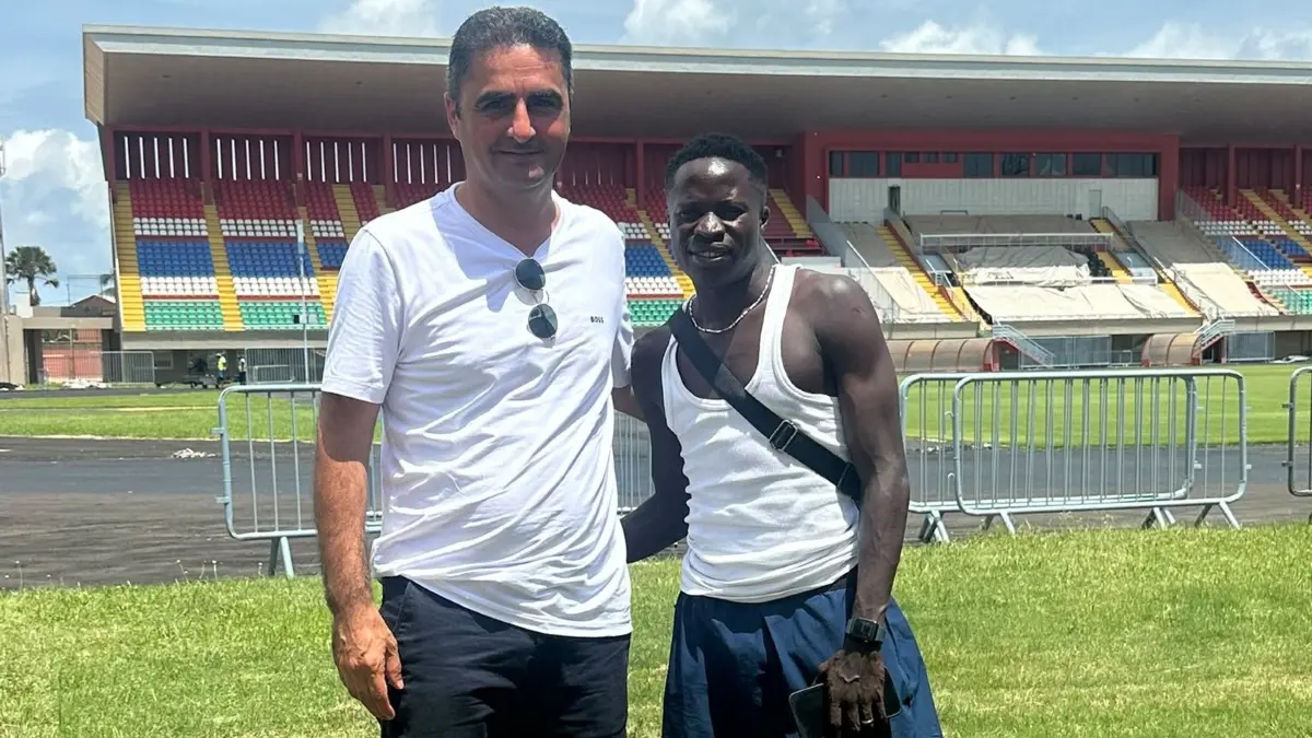Ali Tercan von der SSV Schwäbisch Hall besucht abgeschobenen Spieler Ousainou Danso in Gambia