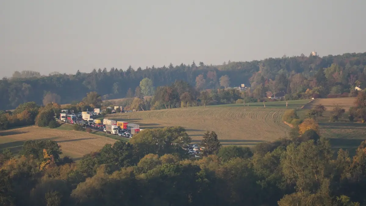 Unfall auf der B27 bei Ofterdingen am 30.9.26