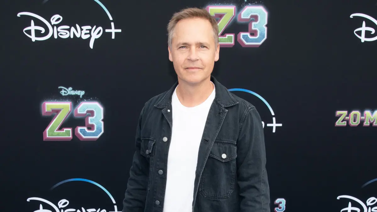 Schauspieler Chad Lowe hat den Tod seiner 13-jährigen Tochter Fiona bekannt gegeben.