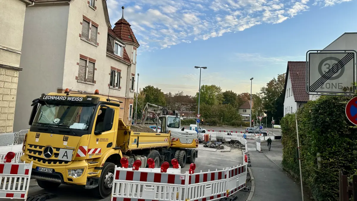 Bau Bauarbeiten Arbeiten Baustelle Lerchenstraße Reutlingen Verkehr