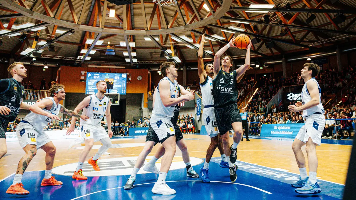 02.10.2026 BARMER 2. BBL - Pro A, 2. Spieltag, ST2, Hauptrunde, HAKRO Merlins Crailsheim vs. Tigers Tübingen, Saison 2026/ 2027: 3 Aide Warnholtz
