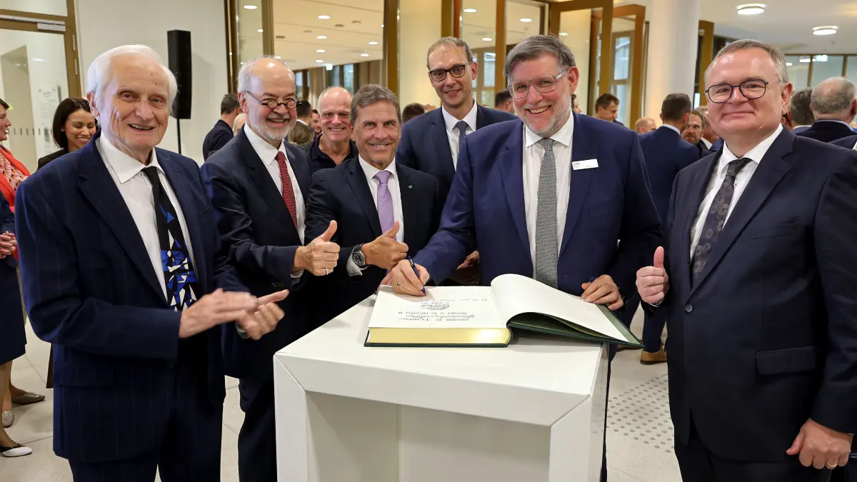 Landratsamt Reutlingen Neubau Fiedler Landkreis