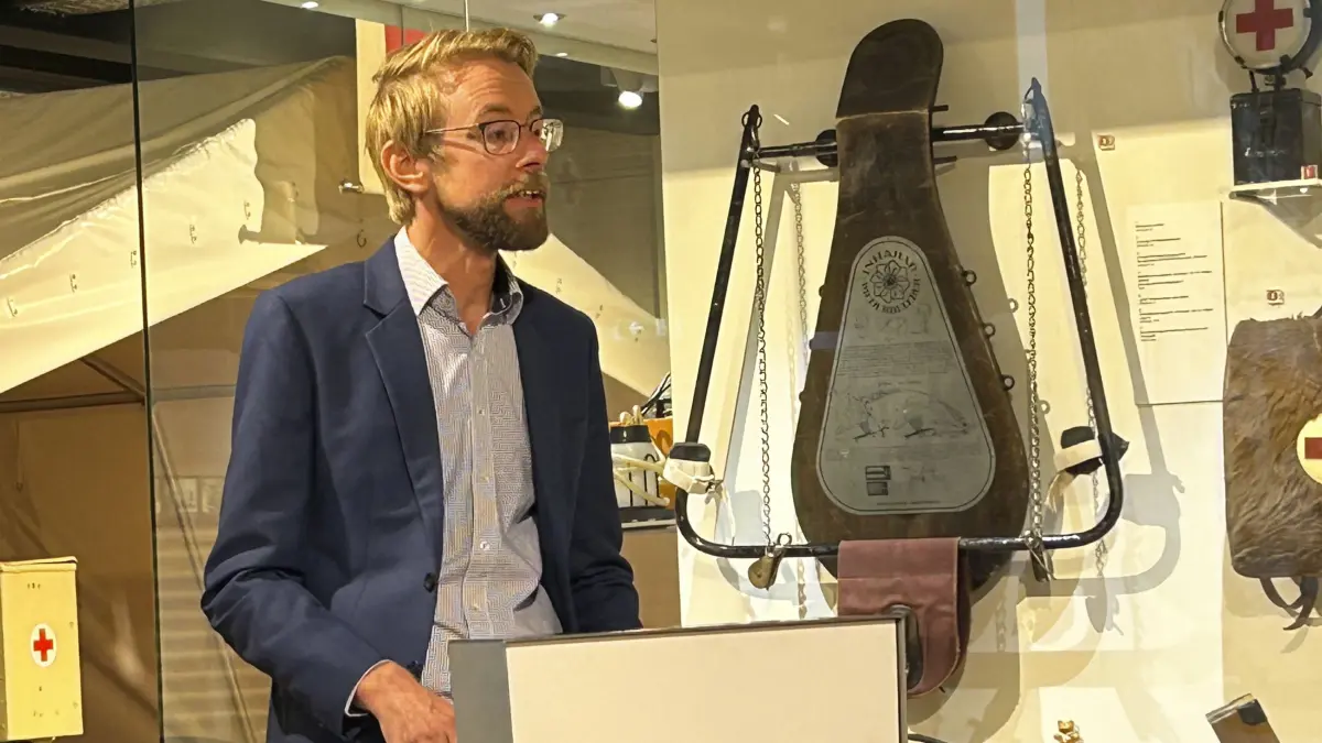Geislinger Kulturherbst 2026 - Vortrag von Dr. Philipp Lintner zur Geschichte der Krankenhäuser - Im Rot-Kreuz-Landesmuseum referierte Stadtarchivar Dr. Philipp Lintner über Anfang, Entwicklung und Ende des Krankenhauswesens in Geislingen.