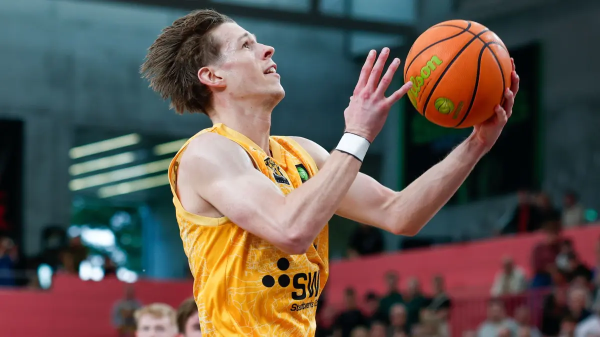 GER, Tigers Tuebingen vs. Nuernberg Falcons, Basketball, ProA, 3. Spieltag, Spielzeit 2026/2027, 04.10.2026: Aiden Warnholtz (Tigers Tuebingen, #03),
GER, Tigers Tuebingen vs. Nuernberg Falcons, Basketball, ProA, 3. Spieltag, Spielzeit 2026/2027, 04.10.2026
Foto: Eibner-Pressefoto/Kirsten Jaeger