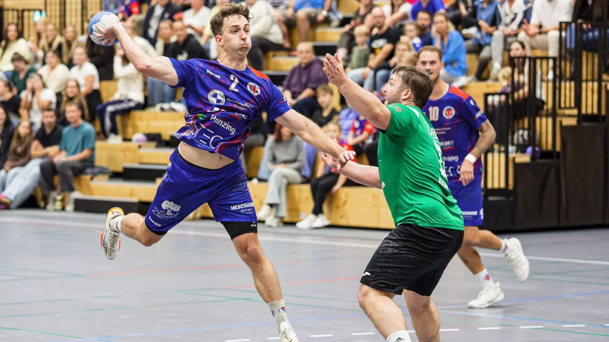 Handball Landesliga: Handball Landesliga; KuGiS Handball - HC Lustenau;
Tim Schäffner (SG KuGi, #2);
03.10.2026; Bosig Hohensteinhalle; Gingen.
Foto: Thomas Madel