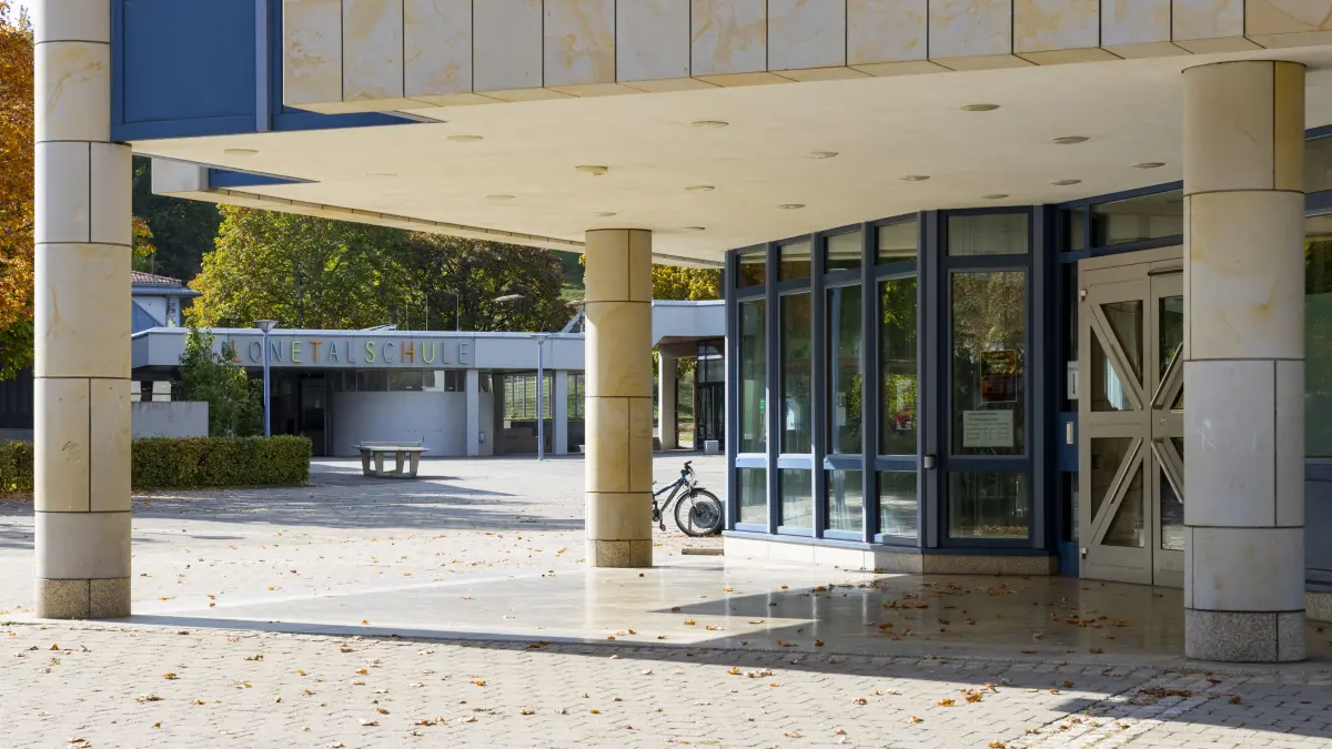 Amstetten - Rathaus und Lonetalschule