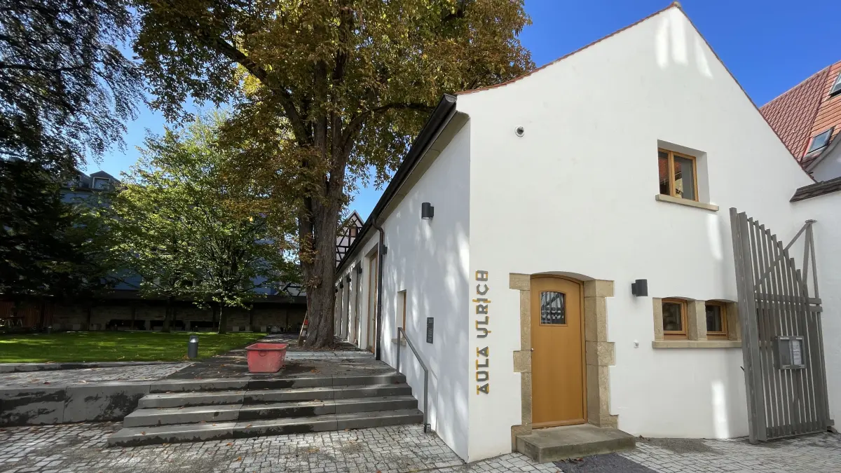 Die Aula Ulrich ist zum Kreativraum für das Diözesanmuseum umgebaut.