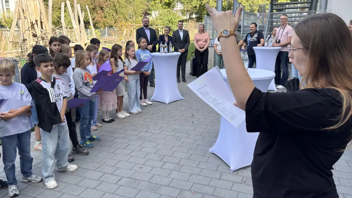Jebenhausen Einweihung der sanierten Blumhardt-Grundschule in Jebenhausen