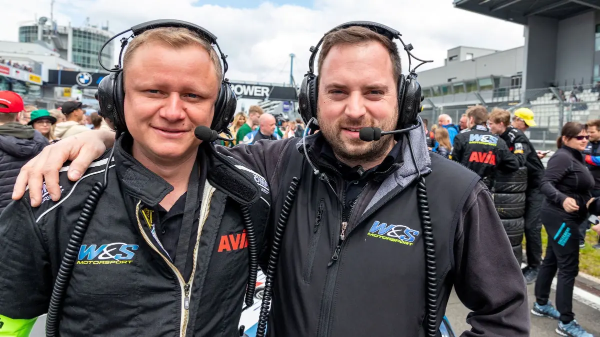 Patrick Wagner und Daniel Schellhaas: Vorsicht: Dieses Foto ist möglicherweise nur für den einstigen Verlag Schwäbisches Tagblatt verwendbar. Patrick Wagner (links) und Daniel Schellhaas. Bild: W&S Motorsport