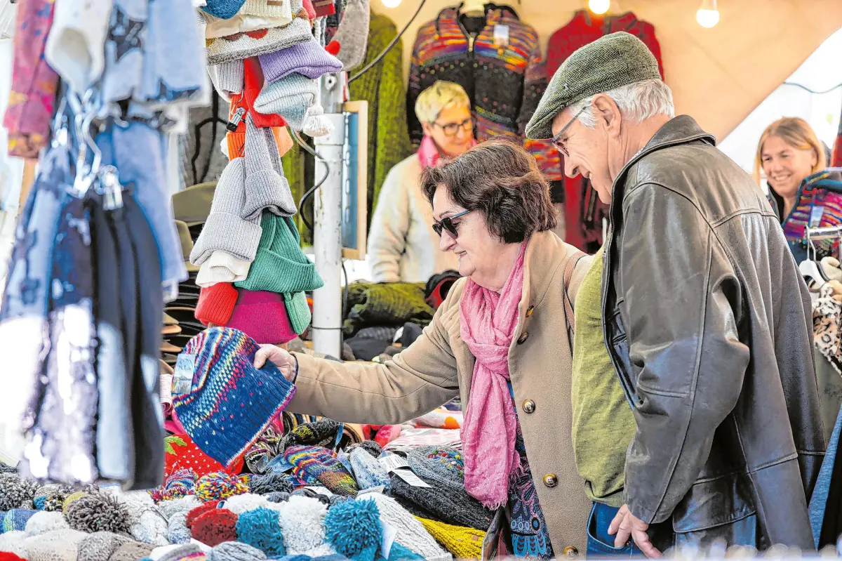 Alles, was das Herz begehrt, findet sich an den zahlreichen Marktständen.