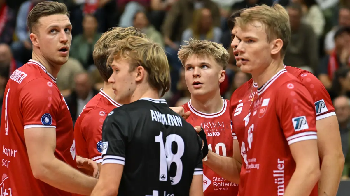 GER, TV Rottenburg vs. cerebricks VOLLEY GOATS Mitteldutschland, Volleyball, DVV Pokal, Spielzeit 2026/2027, 10.10.2026: Warten auf das Ergebnis der Videochallange
GER, TV Rottenburg vs. cerebricks VOLLEY GOATS Mitteldutschland, Volleyball, DVV Pokal, Spielzeit 2026/2027, 10.10.2026
Foto: Eibner-Pressefoto/Ralph Kunze