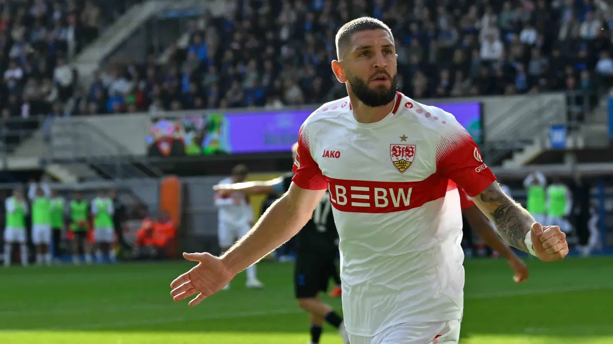 GER, Herren, 1.Bundesliga, Saison 2026-2027, SC Paderborn 07 - VfB Stuttgart: Paderborn, Home-Deluxe-Arena, 10.10.26, GER, Herren, 1.Bundesliga, Saison 2026-2027, SC Paderborn 07 - VfB Stuttgart Bild: Julian CHABOT Stuttgart jubelt nach seinem Tor zum 0:1 DFL regulations prohibit any use of photographs as image sequences and/or quasi-video. Nordrhein-Westfalen Deutschland *** Paderborn, Home Deluxe Arena, October 10, 2026, GER, Mens, 1st Bundesliga, 20262027 Season, SC Paderborn 07 vs. VfB Stuttgart. Photo by Julian CHABOT. Stuttgart celebrates after scoring the 01 goal. DFL regulations prohibit any use of photographs as image sequences and/or quasi-video. North Rhine-Westphalia, Germany