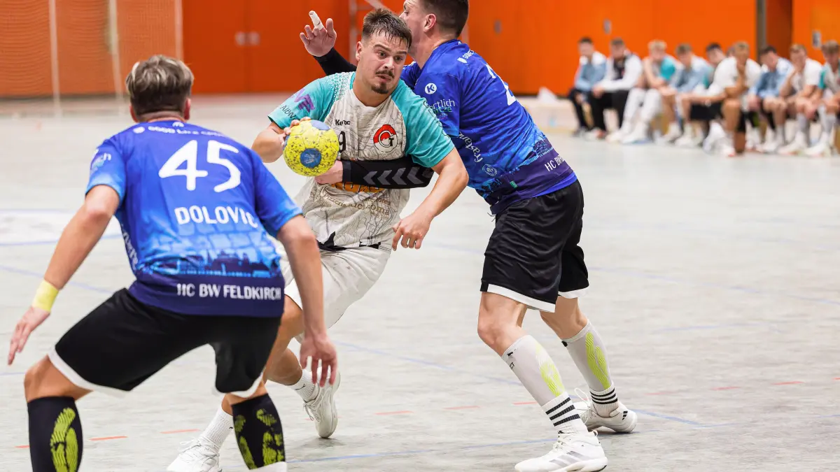 Handball Landesliga: Handball Landesliga; TG Geislingen - BW Feldkirch;
Pascal Kutek (TG Geislingen, #9);
11.10.2026; Michelberghalle, Geislingen.
Foto: Thomas Madel
