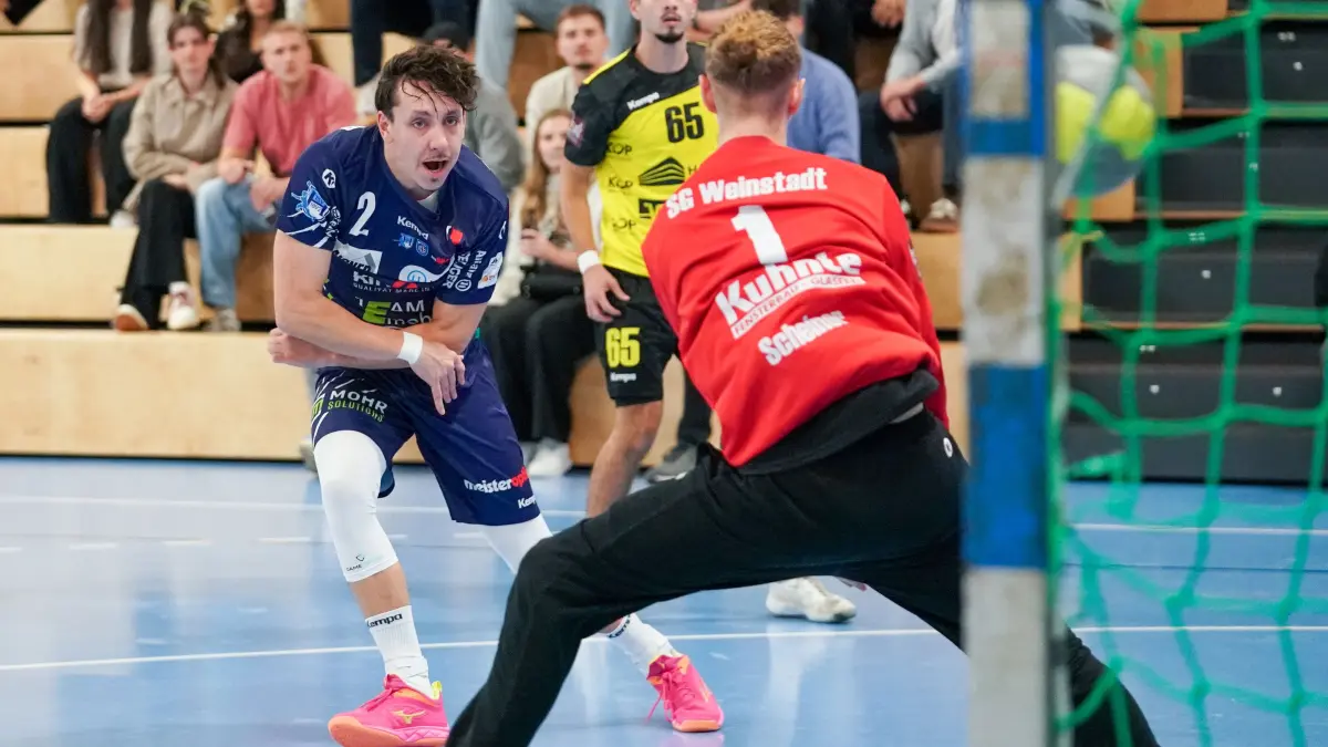 TSV Heiningen - SG Weinstadt: TSV Heiningen - SG Weinstadt
Moritz Fink (2) mit 11 Treffern bester Werfer des Spiels.