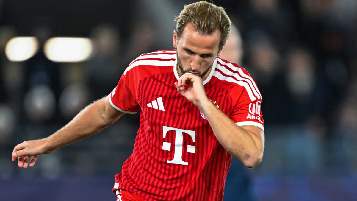 FBL-EUR-C1-VIKING-BAYERN MUNICH: Bayern Munich's English forward #09 Harry Kane celebrates the 2-2 goal during the UEFA Champions League football match between Viking FK and FC Bayern Munich in Stavanger, Norway on October 13, 2026. (Photo by Carina Johansen / NTB / AFP) / Norway OUT