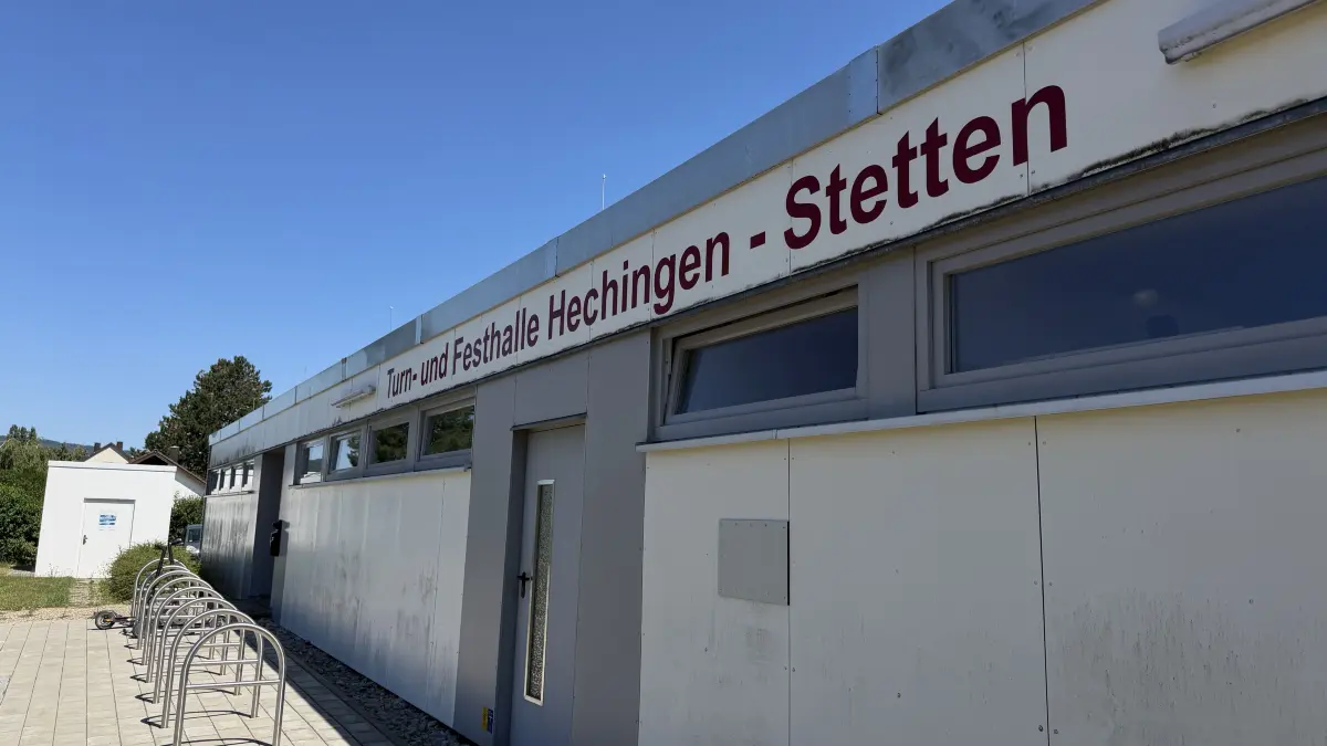Die Halle in Stetten/Hechingen wird neu gebaut, ebenso wie der Kindergarten. Anwohner kritisieren die Projekte während des Bebauungsplanverfahrens.